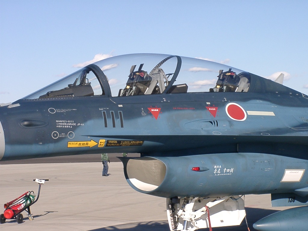 入間航空祭　F-2