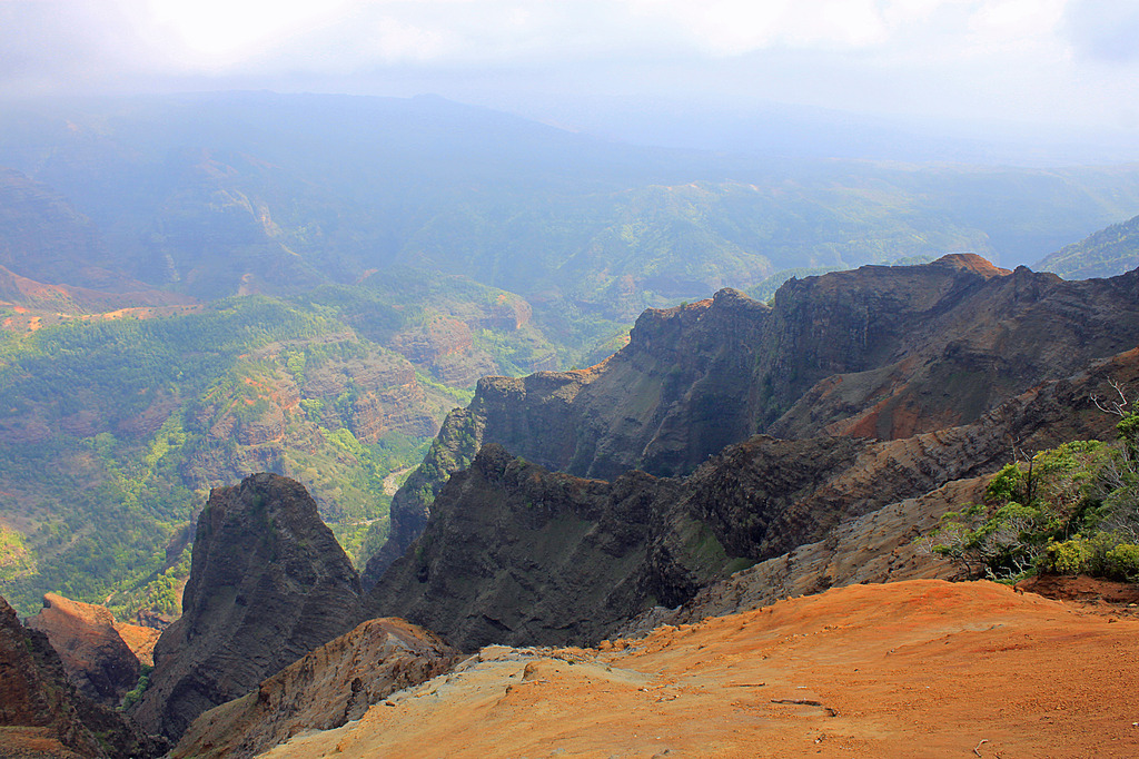 ワイメア渓谷のクレーター