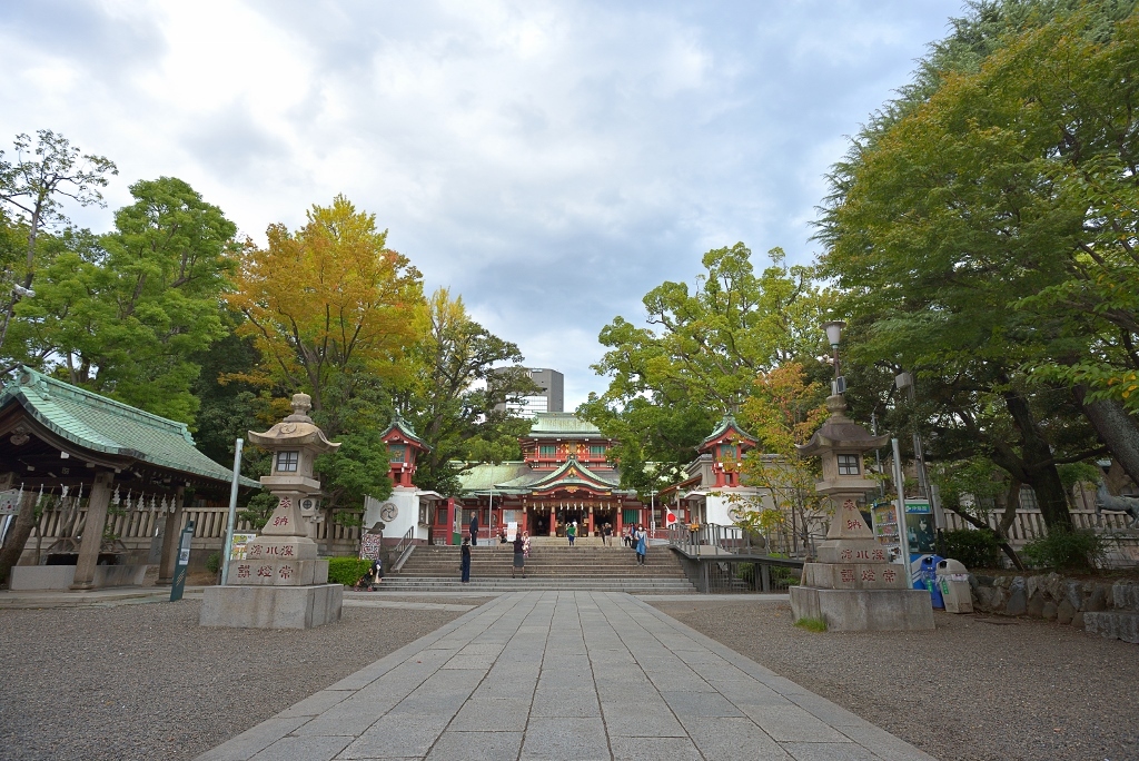 富岡八幡宮参道から 