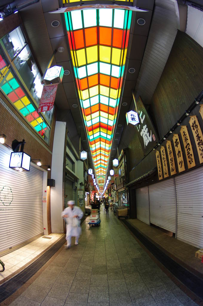 早朝の錦市場