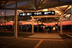 空港の夕景