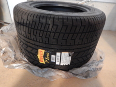 カウンタックのリヤタイヤ