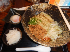 三ツ矢堂製麺　汁なし担々麺２