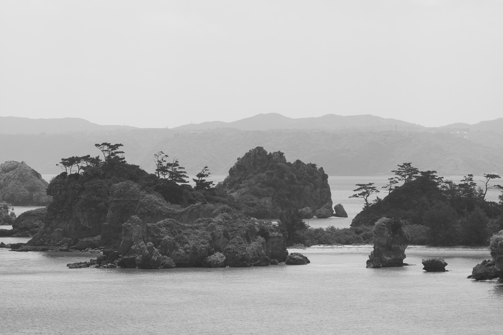 奇岩の島々