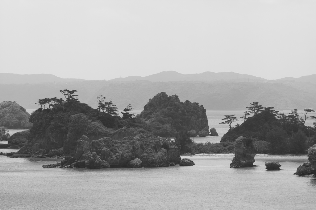 奇岩の島々