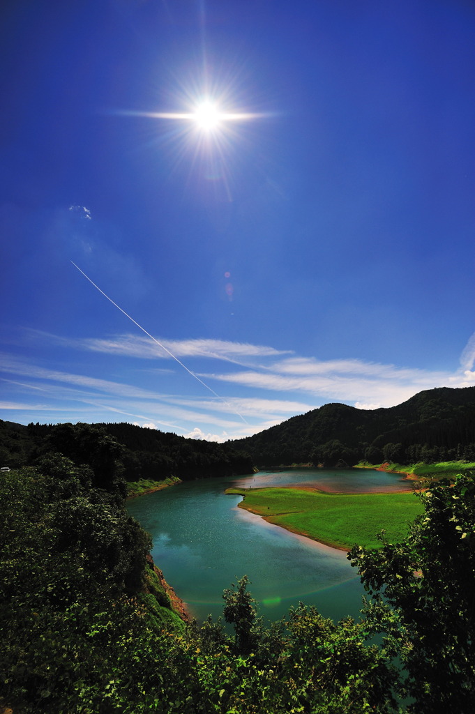 山あいの緑