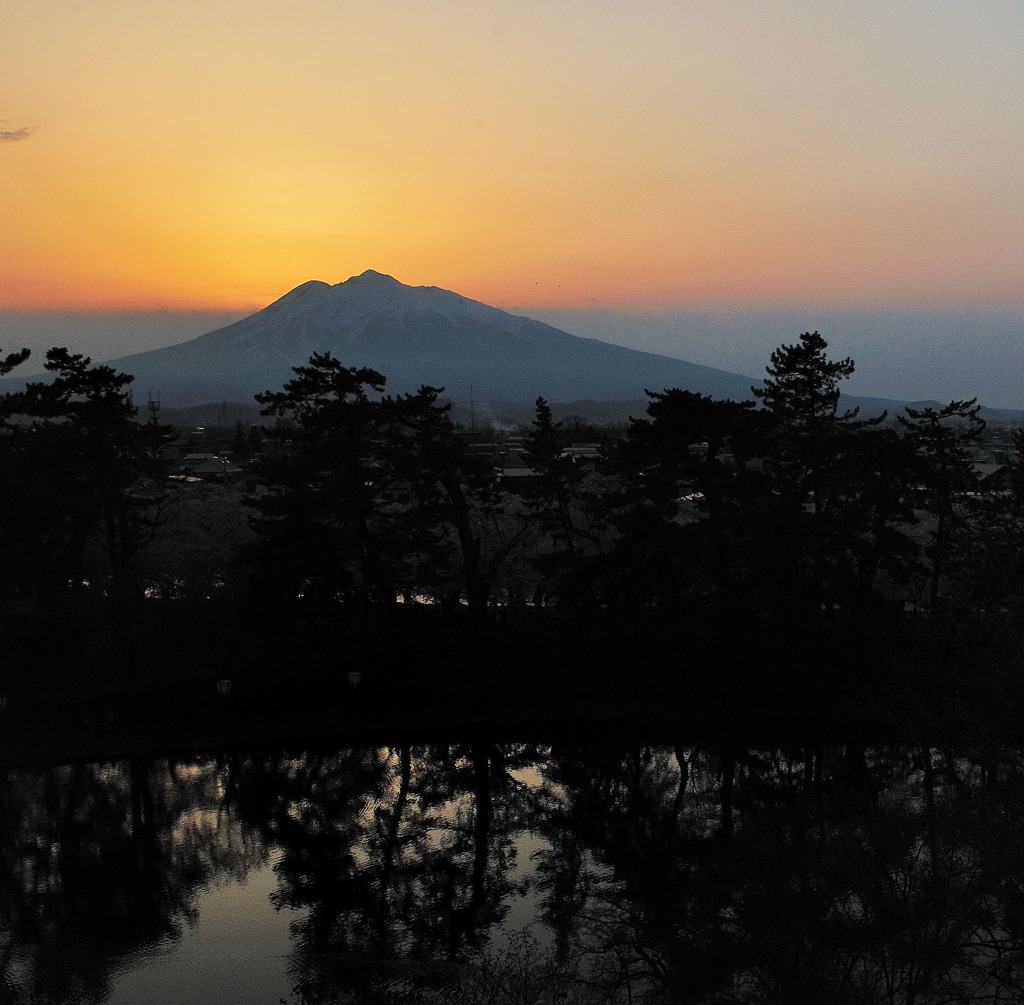 山頂を染めて