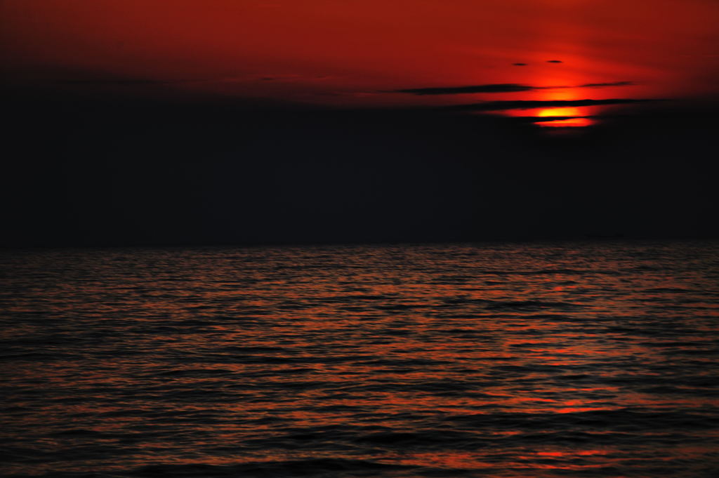 三筋の夕雲