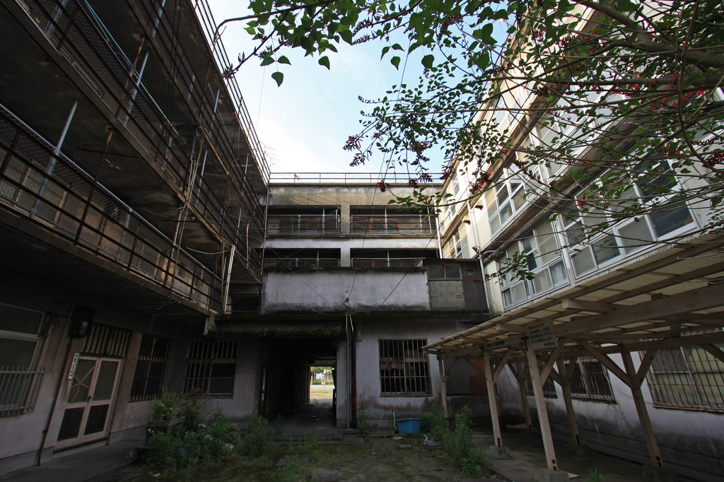 中広場(広角）