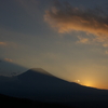 二重曲峠から　光芒の富士