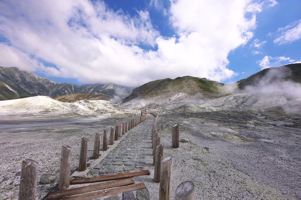 立山地獄谷