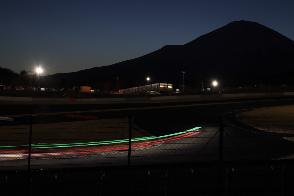 2021 スーパー耐久夜間走行①