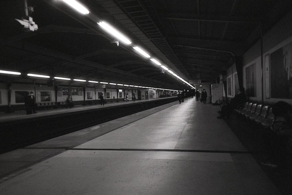「JR関内」 (film)