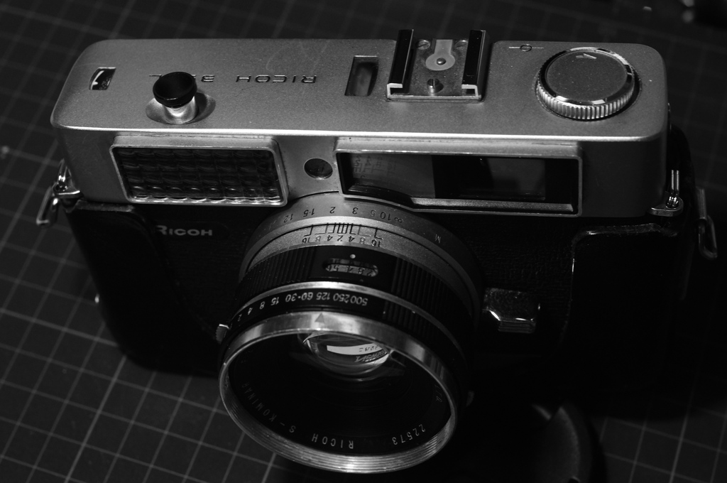 Range Finder 17: Ricoh 35L