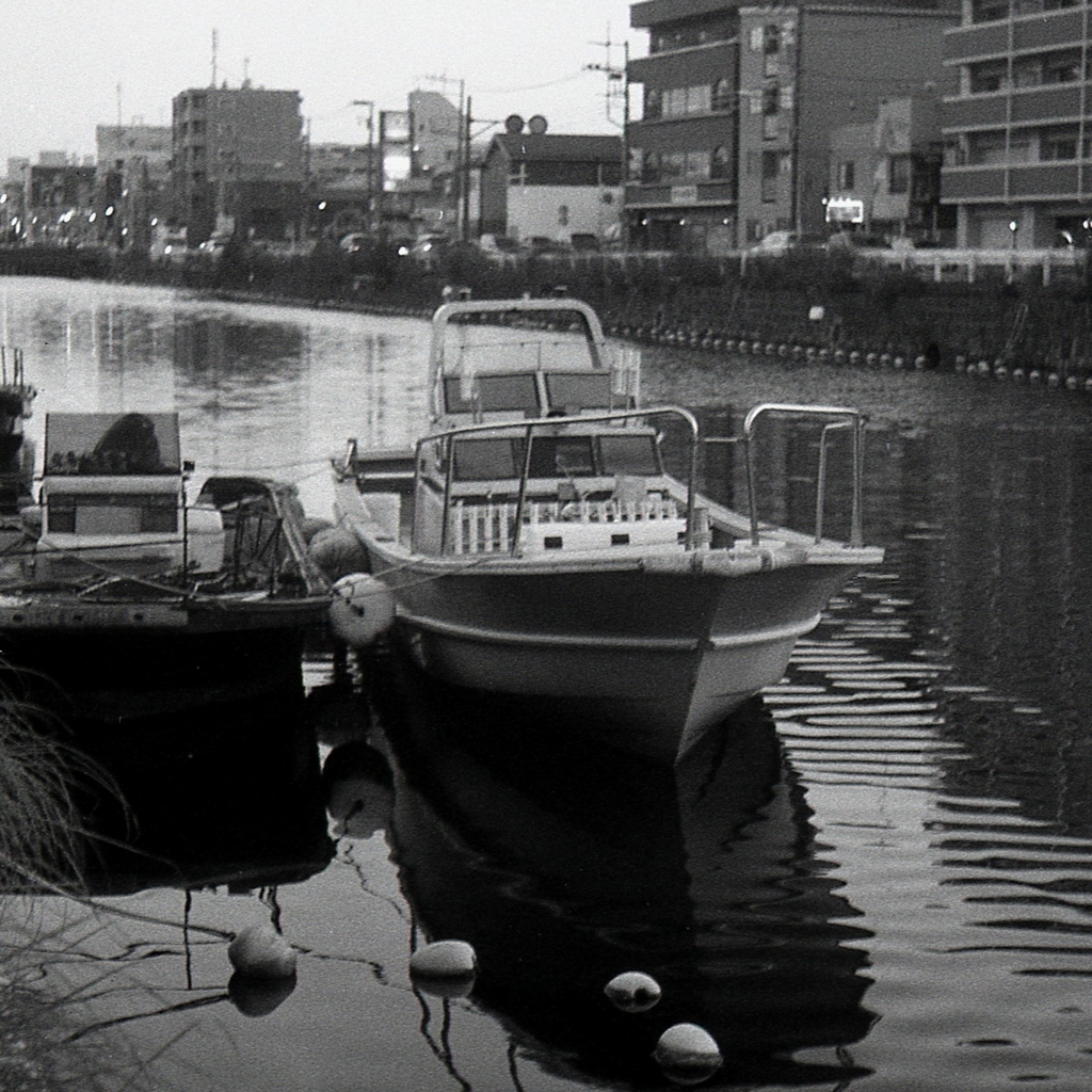 「釣り船」 (film)