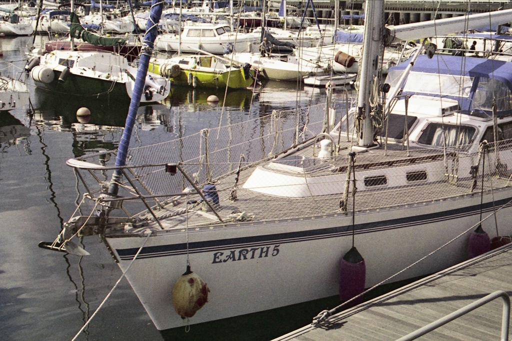 「EARTH 5」 (film)