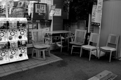 「chairs 08」