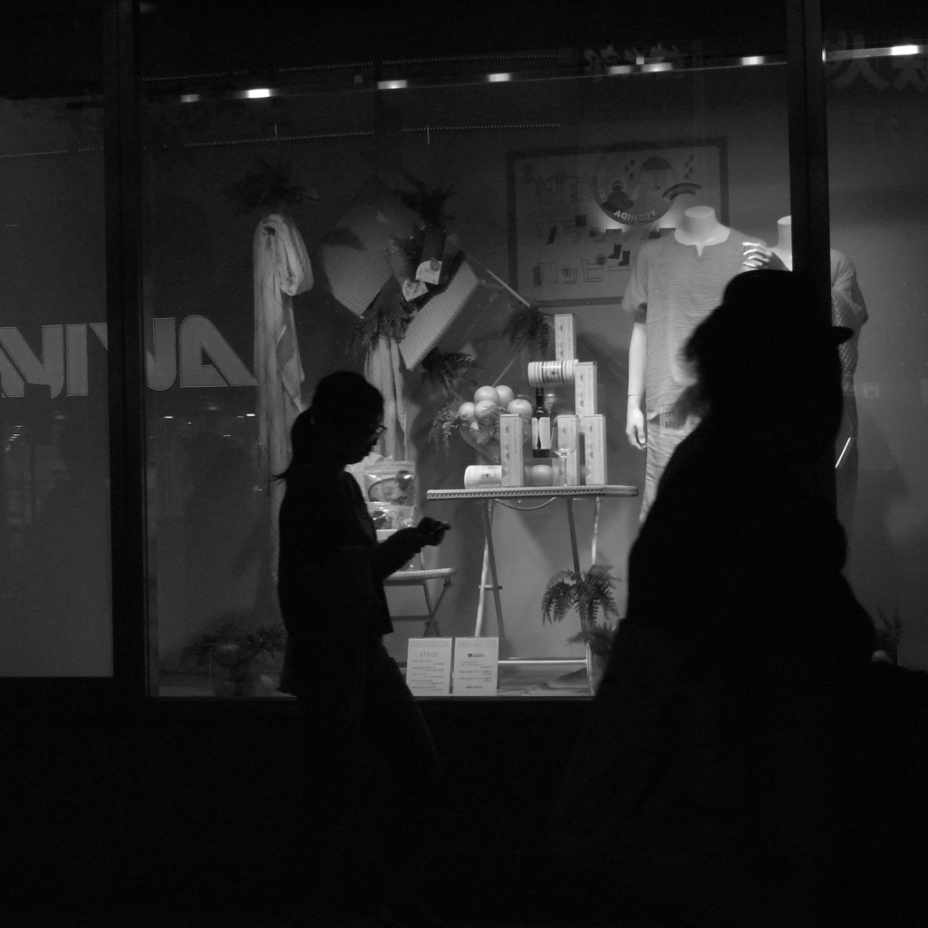 「9:30pm」