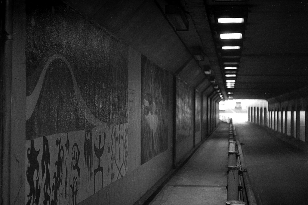 「東神奈川 Underpass 04」 (film)