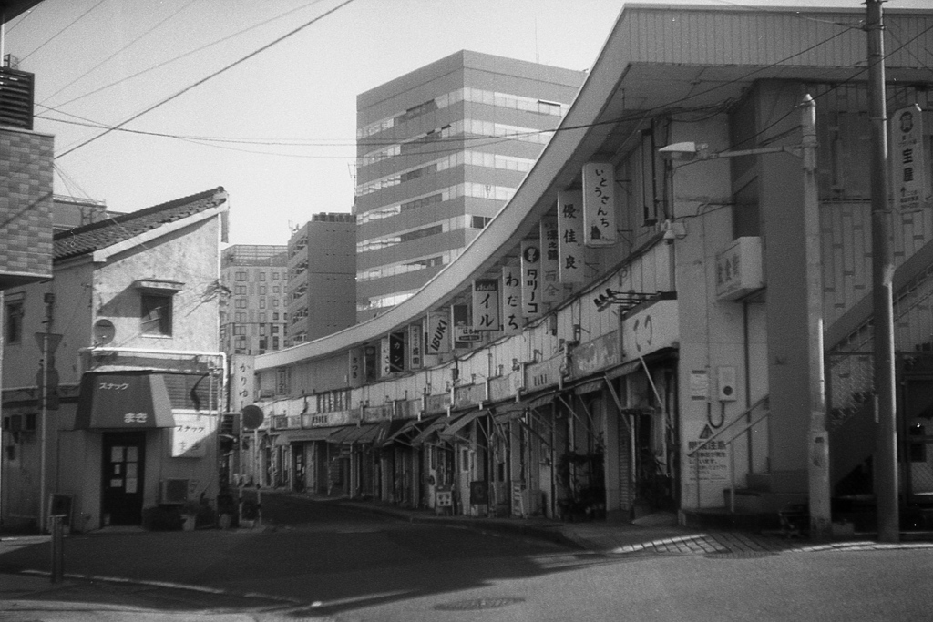 「遠景：ハーモニカ横丁」 (film)