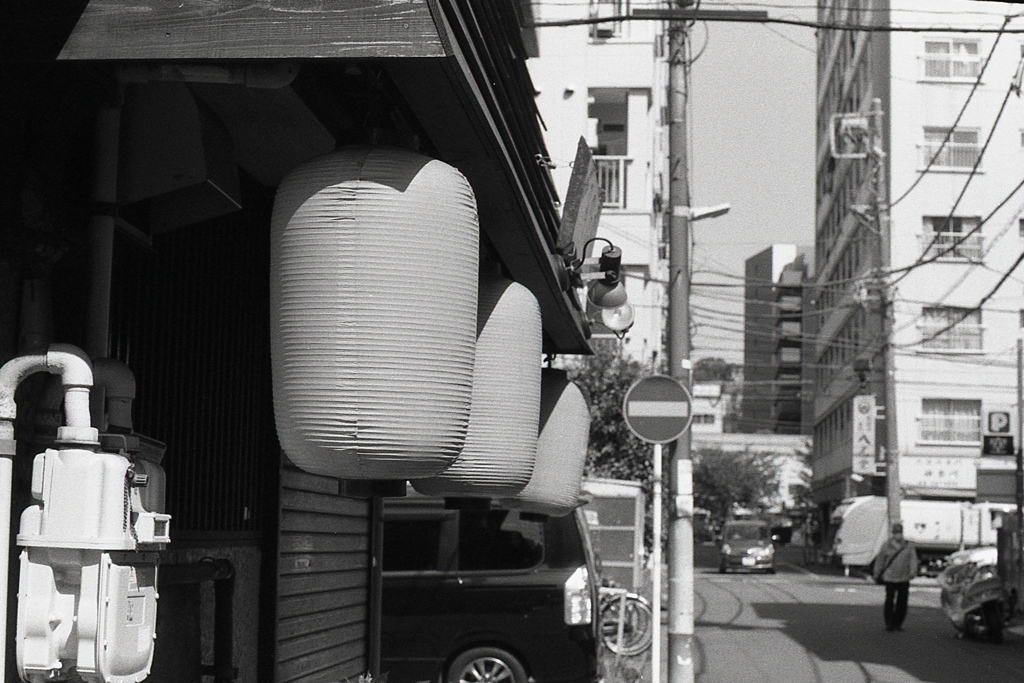 「昼提灯」 (film)