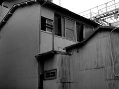 「窓05」
