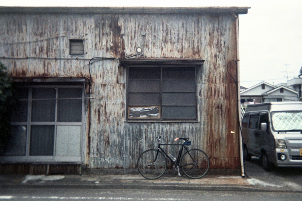 「ゆるphoto: トタン部」 (film)