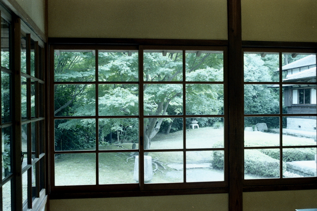 「8/11 三渓園にて」 (film)