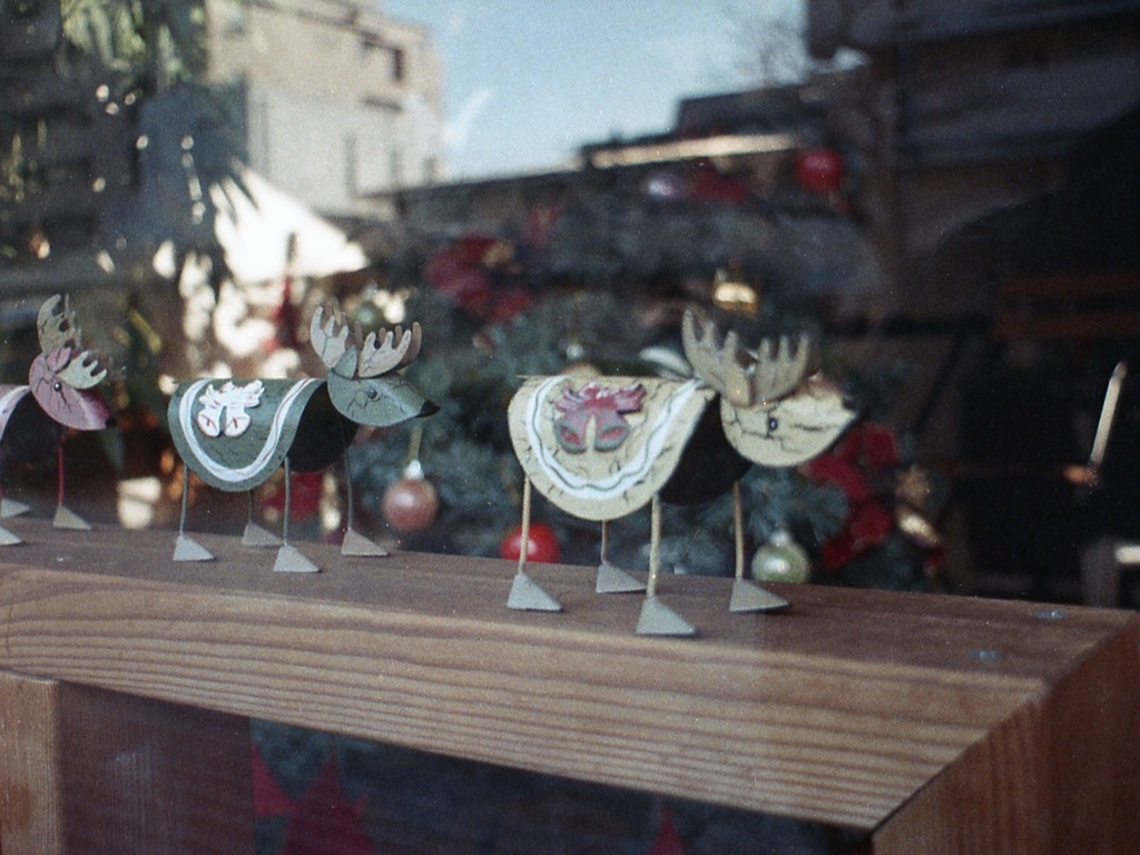 「季節外れ」 (film)
