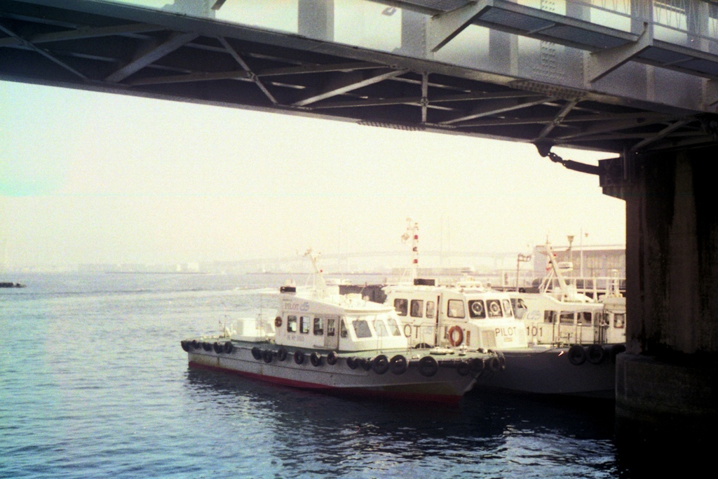 「POLICE BOATS」 (film)