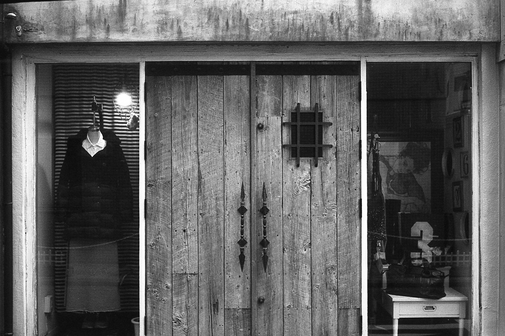 「door」 (film)