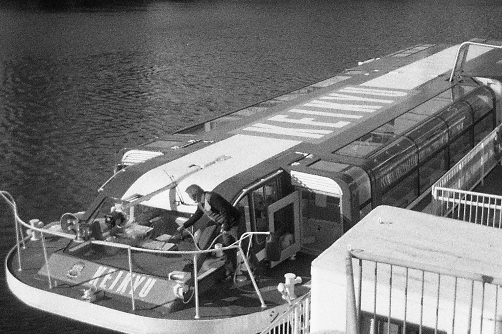 「SEA BUS」 (film)