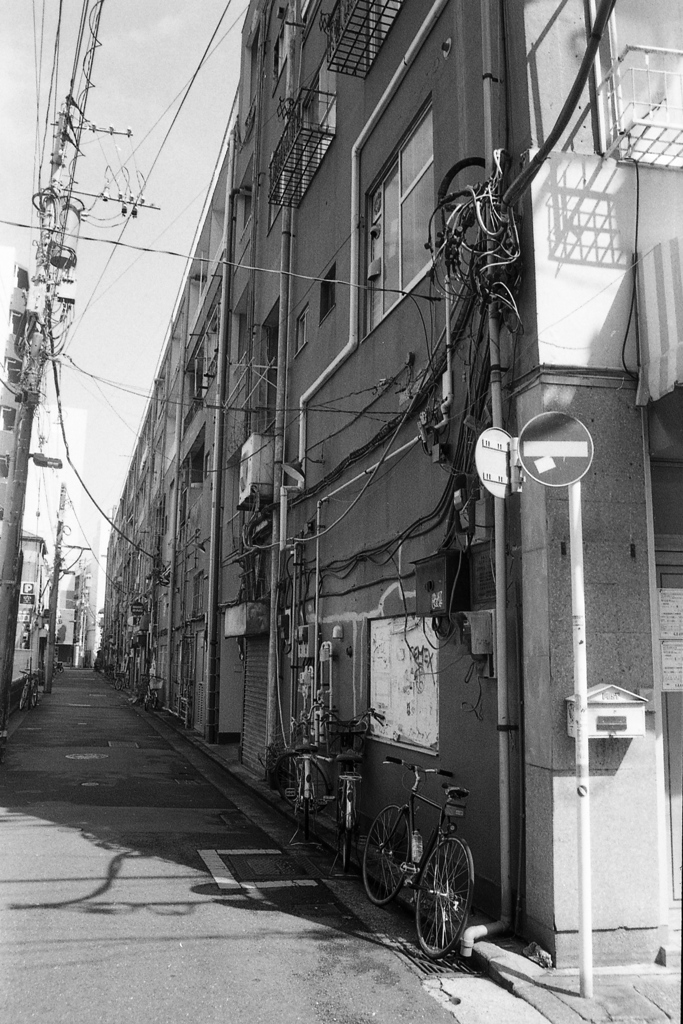 「横浜防火帯建築」 (film)