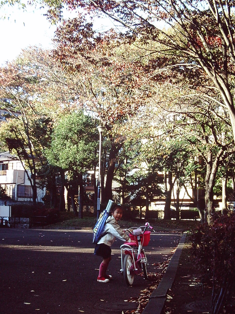 「A Kid, one decade ago 02」 (film)