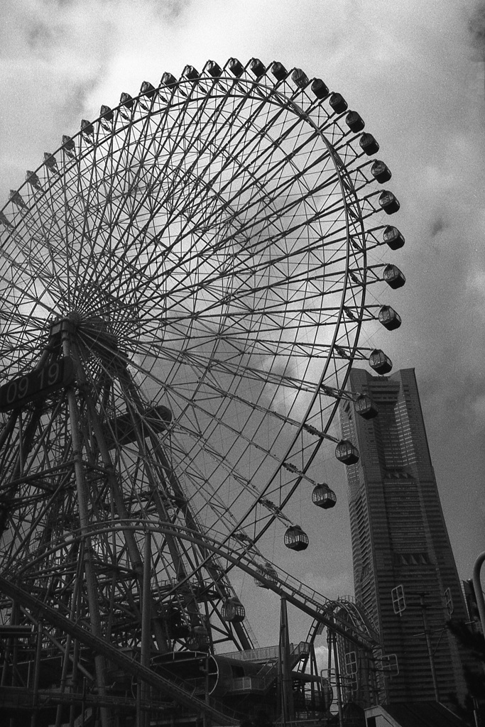 「よこはまコスモワールド」 (film)