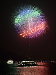 宮島水中花火大会