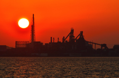 関門海峡2022　2月-3　夕陽と製鐵所②