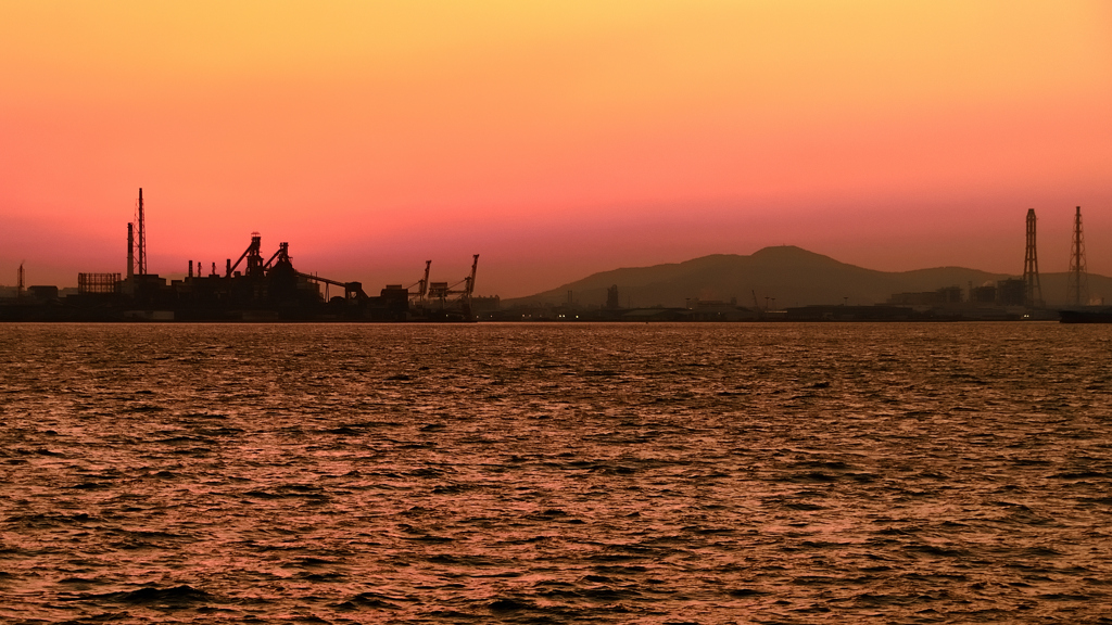 関門海峡2022　2月-2　海峡の夕景