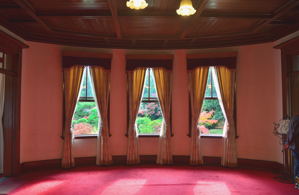 旧松本邸　洋館2023　晩秋-01　2F客室（B）窓①