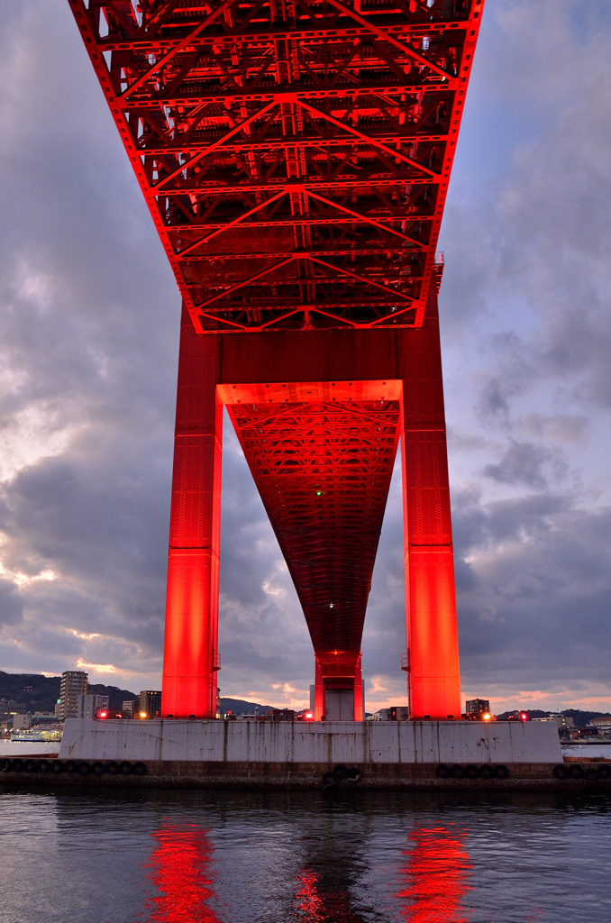 若戸大橋2025　冬-01　寒空に赤く輝く②