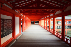 厳島神社2020　10月-1　夕暮　廻廊