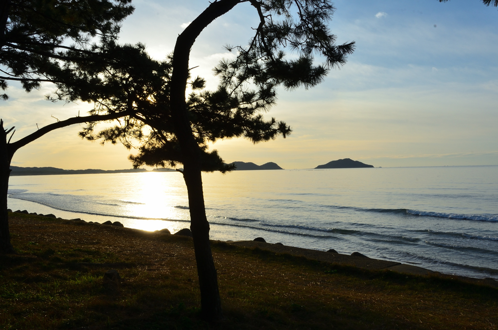 さつき松原2022　12月-1　勝島を望む