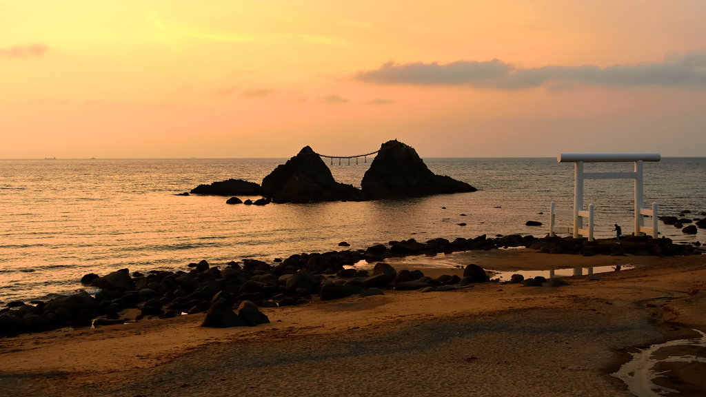 櫻井二見が浦2022　6月-2　夫婦岩と夕景