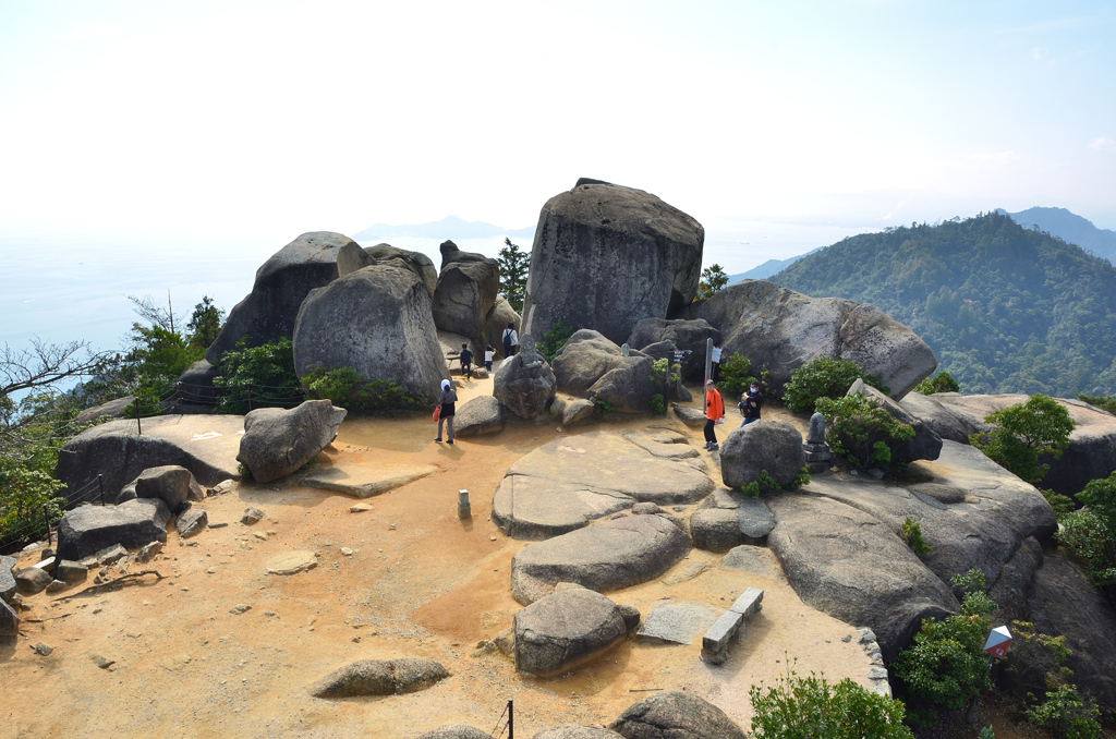 宮島2020　10月　弥山　山頂の巨石群①