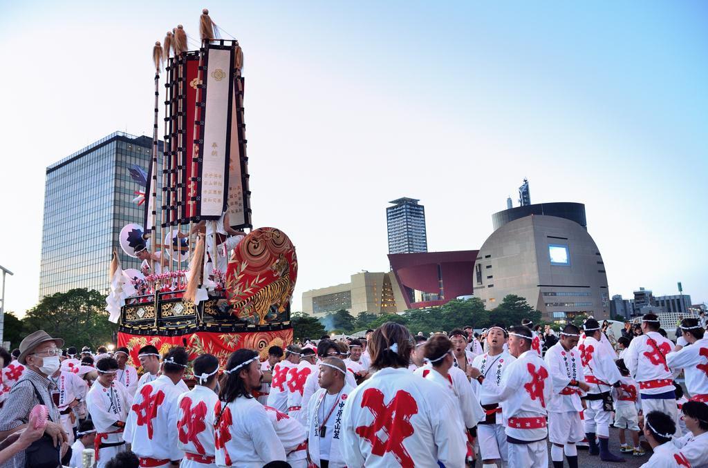 わっしょい百万夏まつり 戸畑祇園大山笠-2 昼の大山笠 by TRADYO1 （ID：11939833） - 写真共有サイト:PHOTOHITO