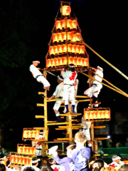わっしょい百万夏まつり　戸畑祇園大山笠-4　提灯頭頂部