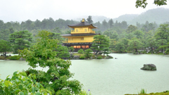 京都2022　7月　雨の金閣寺①