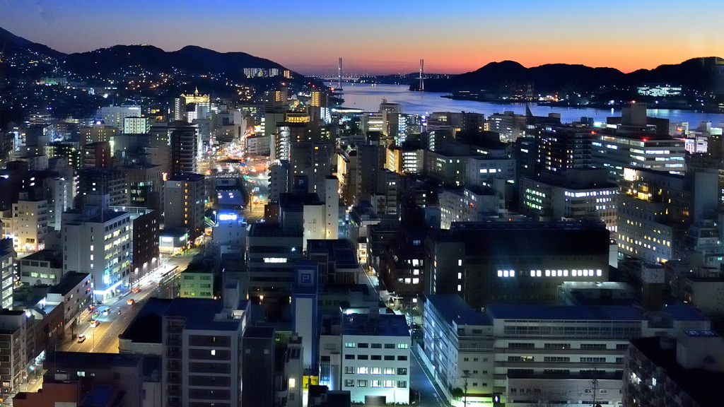 長崎2023　2月-2　新市庁舎　屋上庭園　夜景