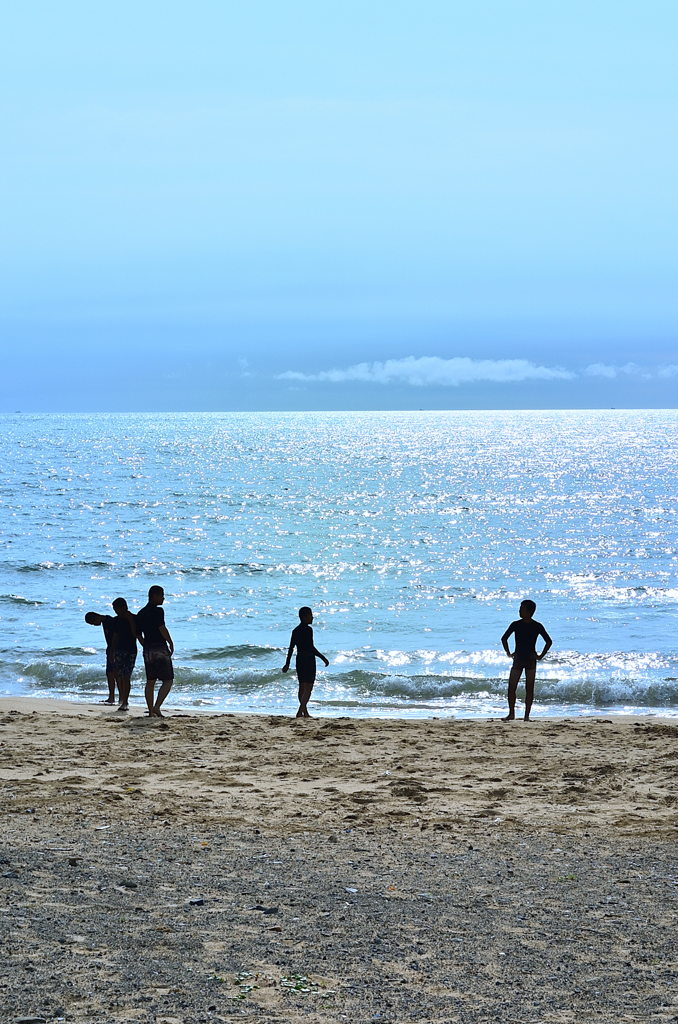 岩屋海岸2020　6月-1　輝く響灘＆少年達②