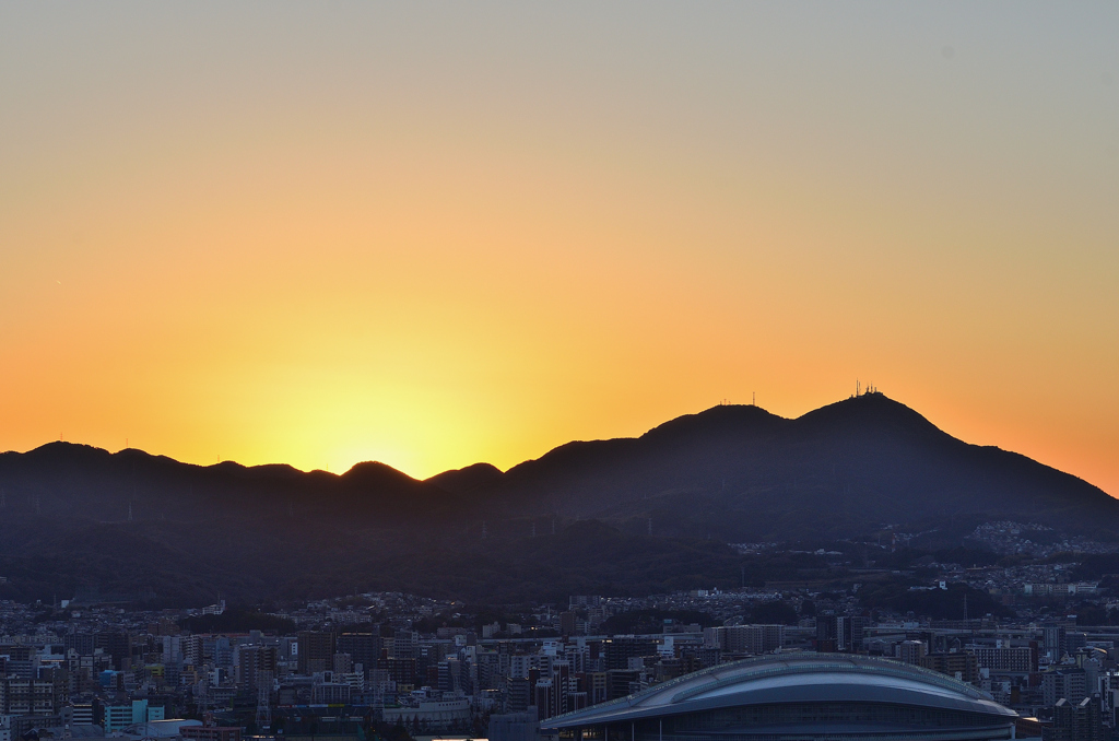 Ｋ市2023　1月-4　ドームと夕景